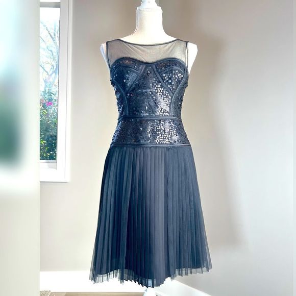 Black Tulle Cocktail Formal Party Dress BCBGMaxazria - Picture 3 of 8